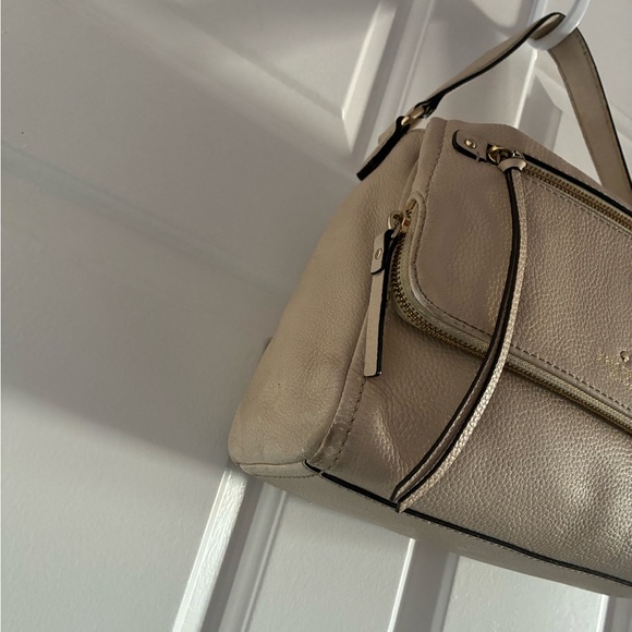 Kate Spade New York Cream Leather Cobble Hill Toddy Shoulder Bag - Picture 9 of 16